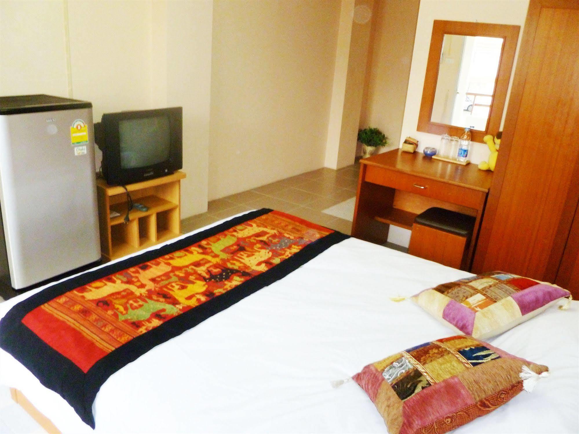 Thanapa Place Bangkok Eksteriør billede